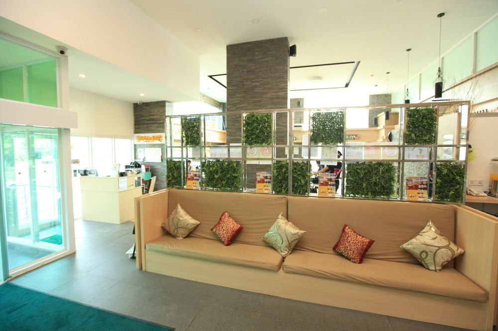 Super Hotel Yangon Exterior foto